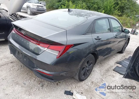 2021 Hyundai Elantra Sel z USA, uszkodzony, nr VIN 5NPLS4AG0MH006044